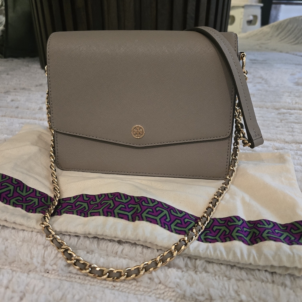 🌟Tory Burch Saffiano Leather Convertible Shoulder bag - Taupe - Picture 2 of 10